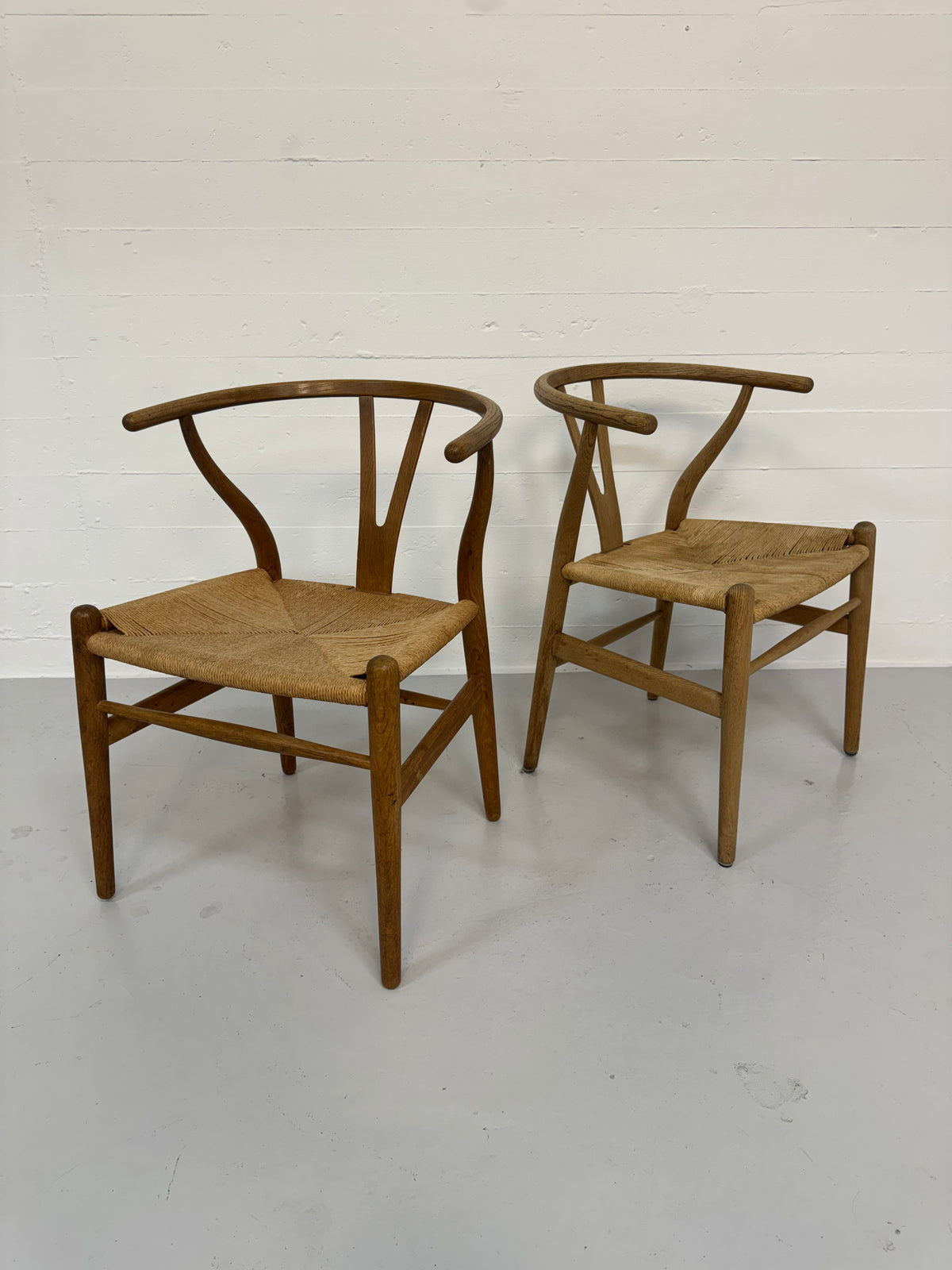 Hans J. Wegner ‘CH-24’ Carl Hansen & Søn.