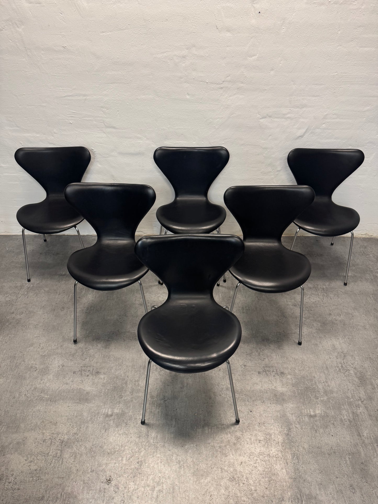 Arne Jacobsen ‘Syveren/3107’ Fritz Hansen.