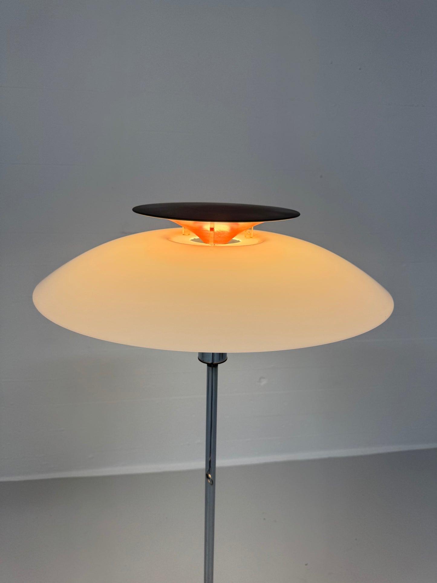 Poul Henningsen ‘PH80’ Louis Poulsen.