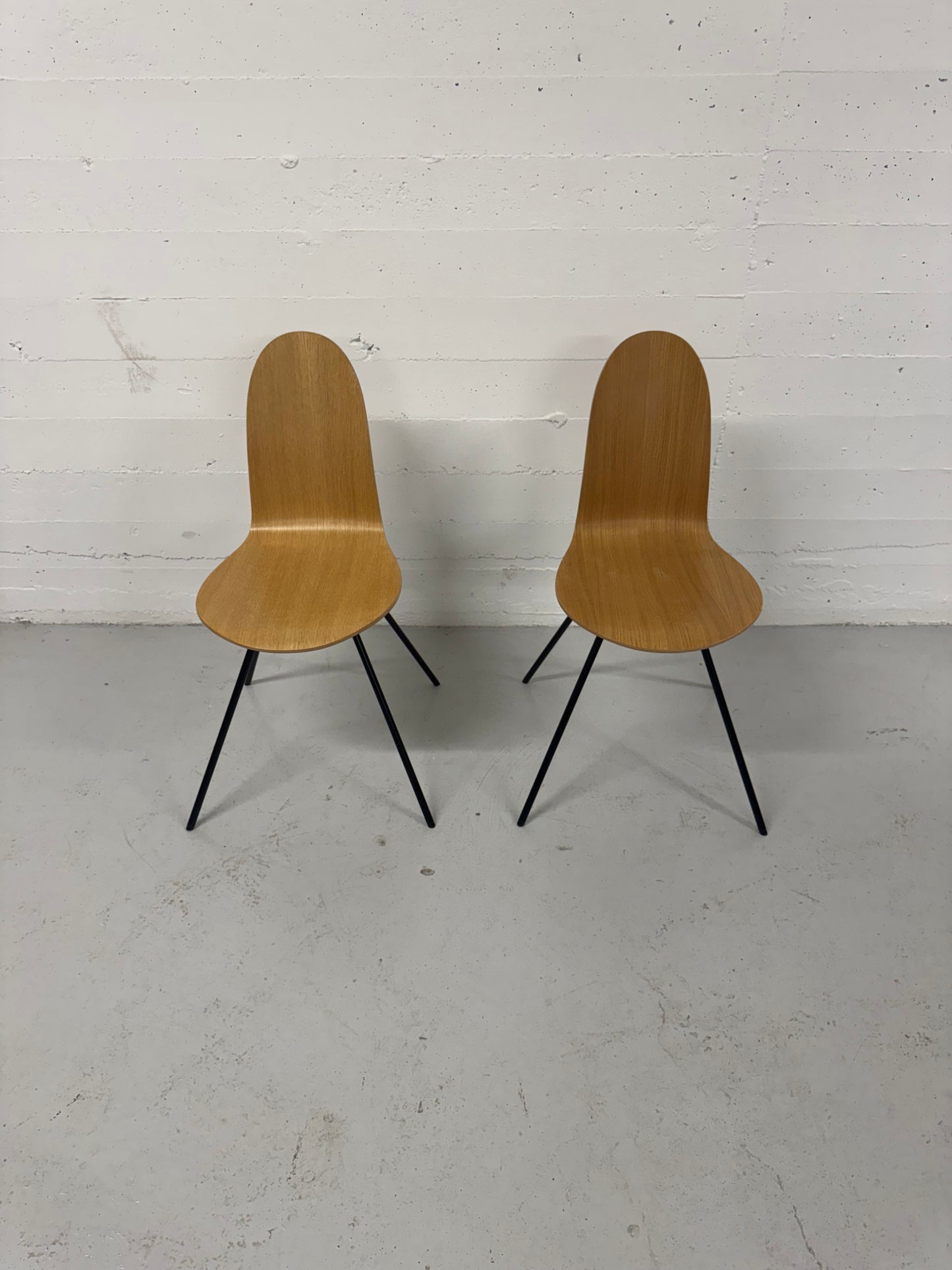 Arne Jacobsen ‘Tungen/3102’ Howe.