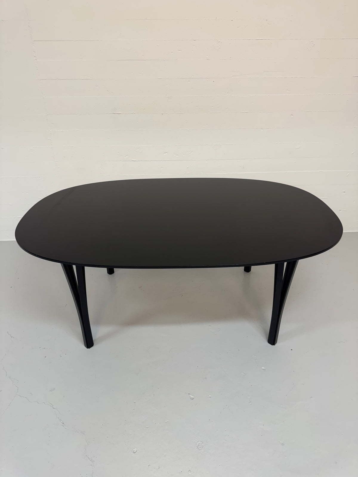 Piet Hein ‘Superellipse’ Fritz Hansen.