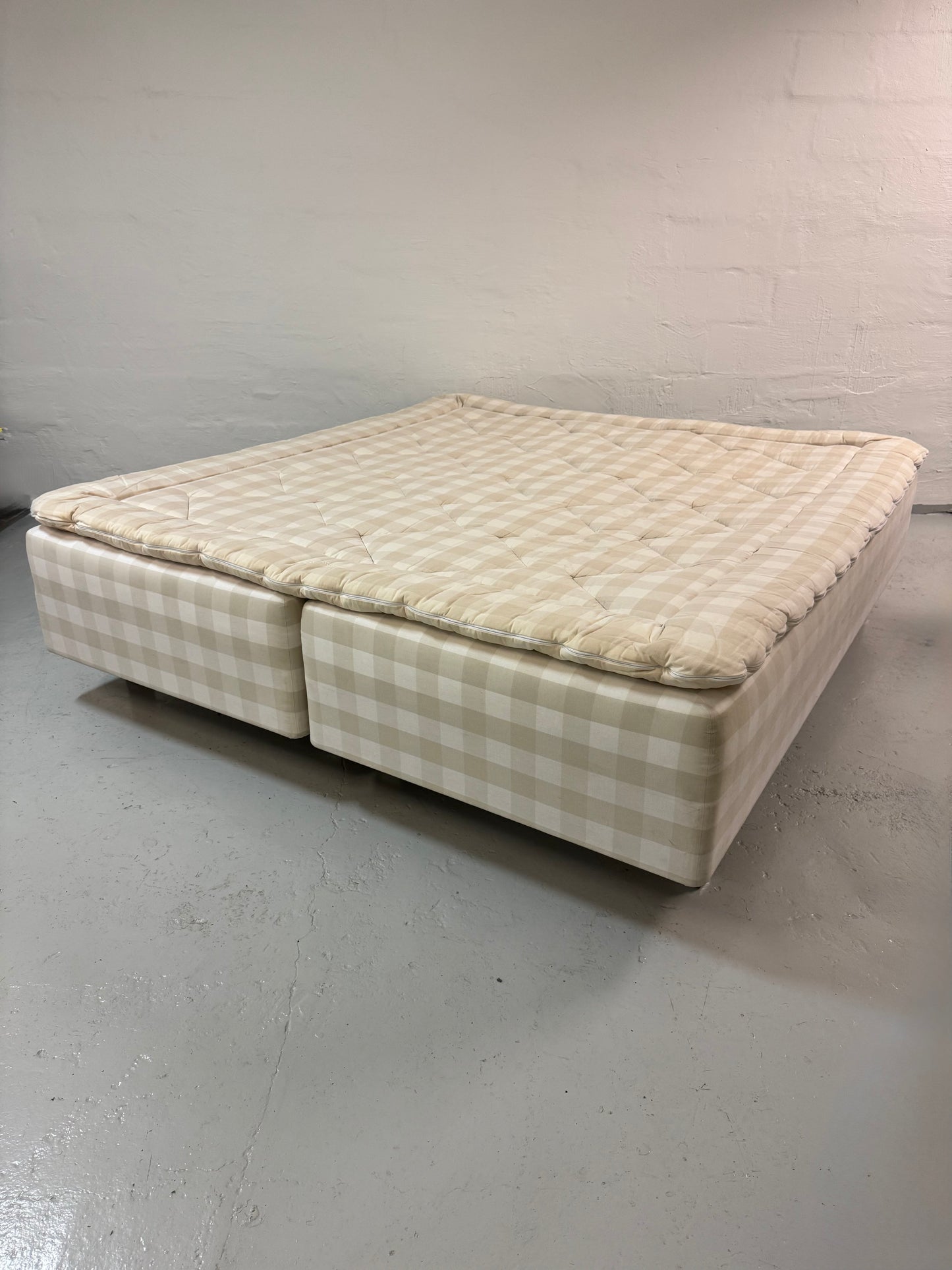 Hästens ‘Superia’ dobbeltseng, med BJX Luxury topmadras.