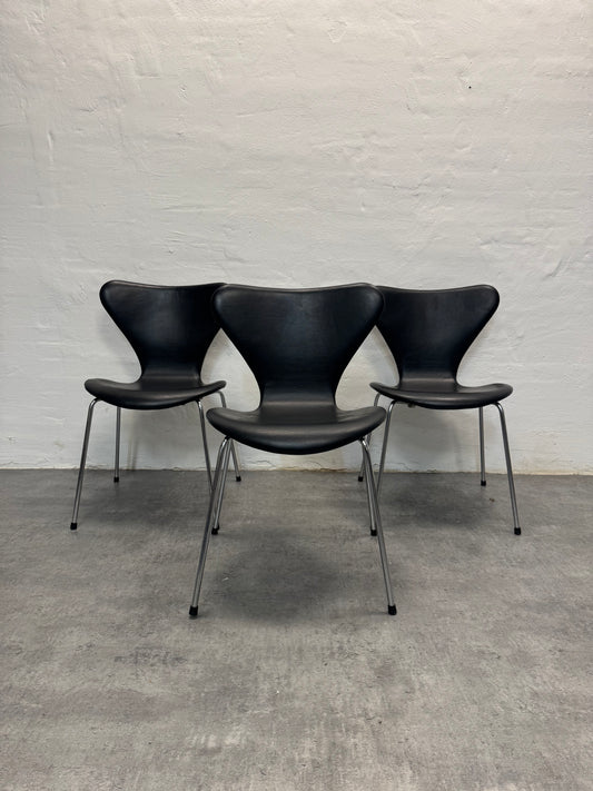 Arne Jacobsen ‘Syveren/3107’ Fritz Hansen.
