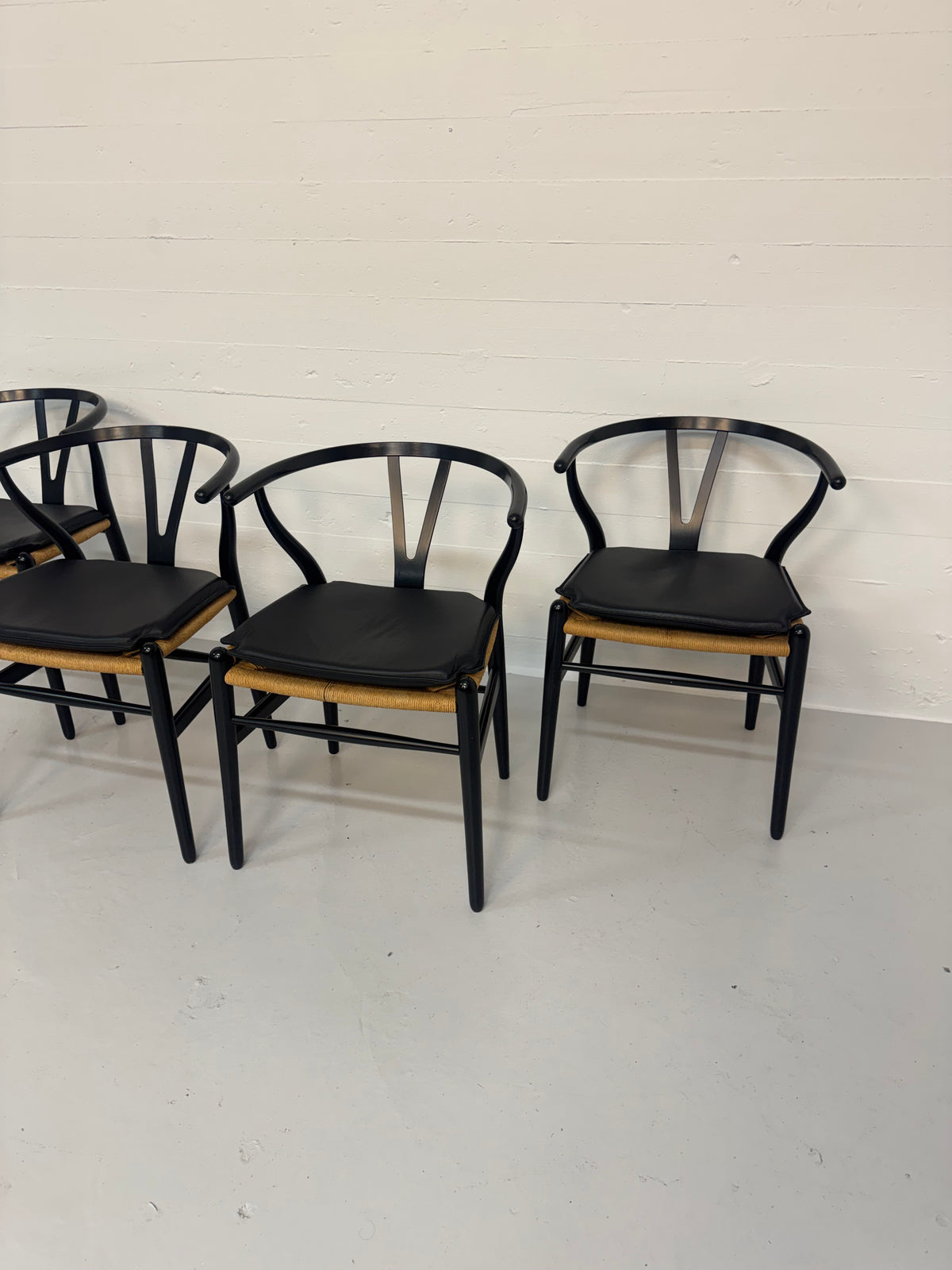 Hans J. Wegner ‘CH-24’ Carl Hansen & Søn.
