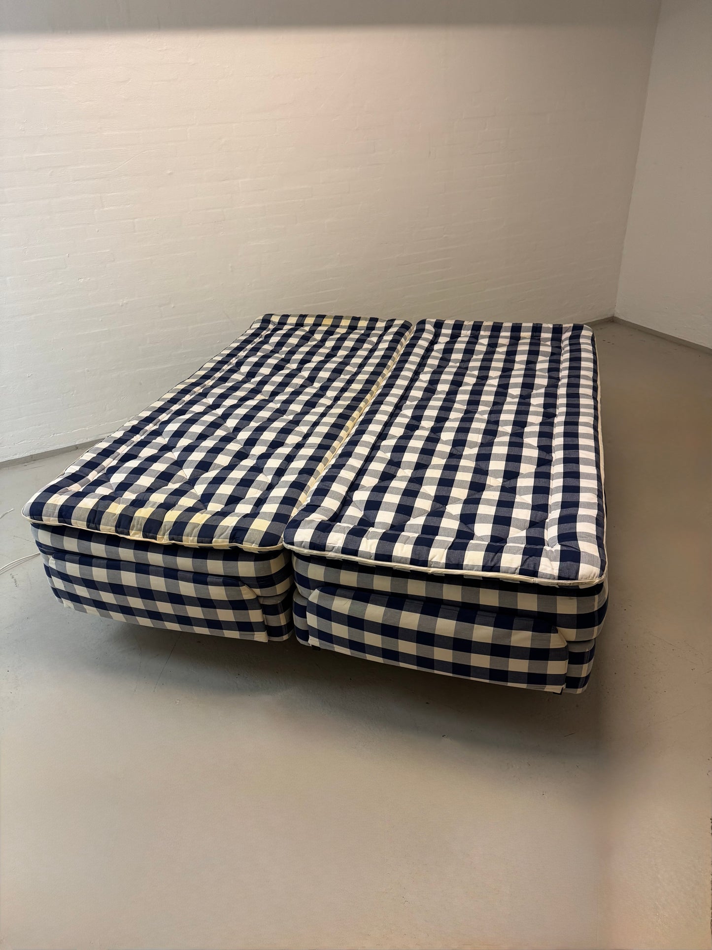 Hästens Adjustable dobbelt elevationsseng – 180x210 cm