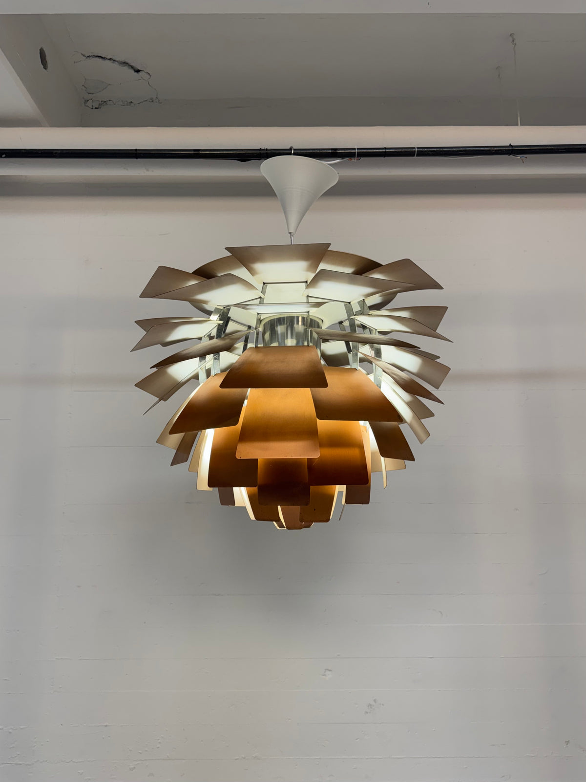 Ø84cm, Poul Henningsen ‘Koglen’ Louis Poulsen.