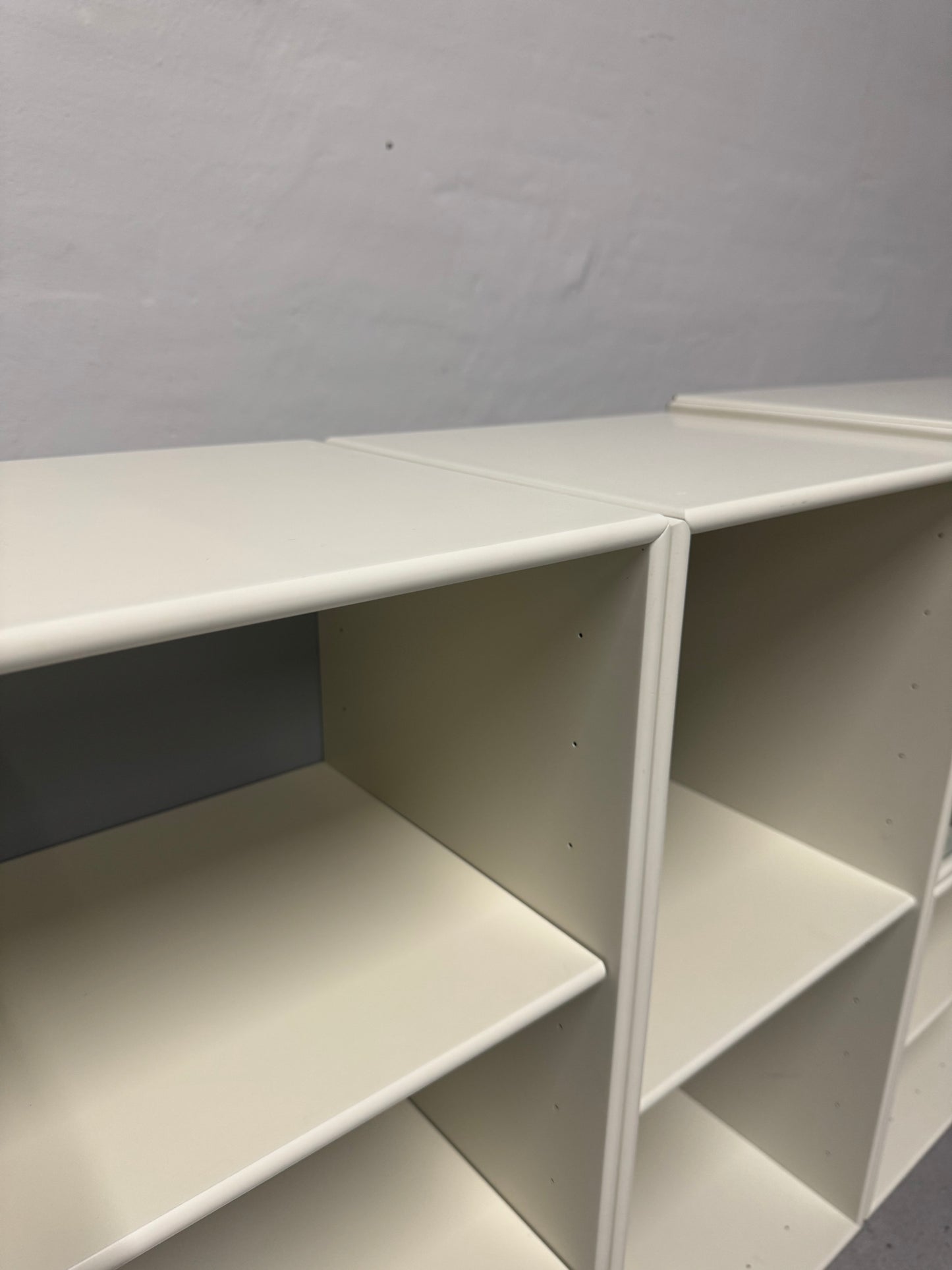 Peter J. Lassen, Montana reolmoduler.