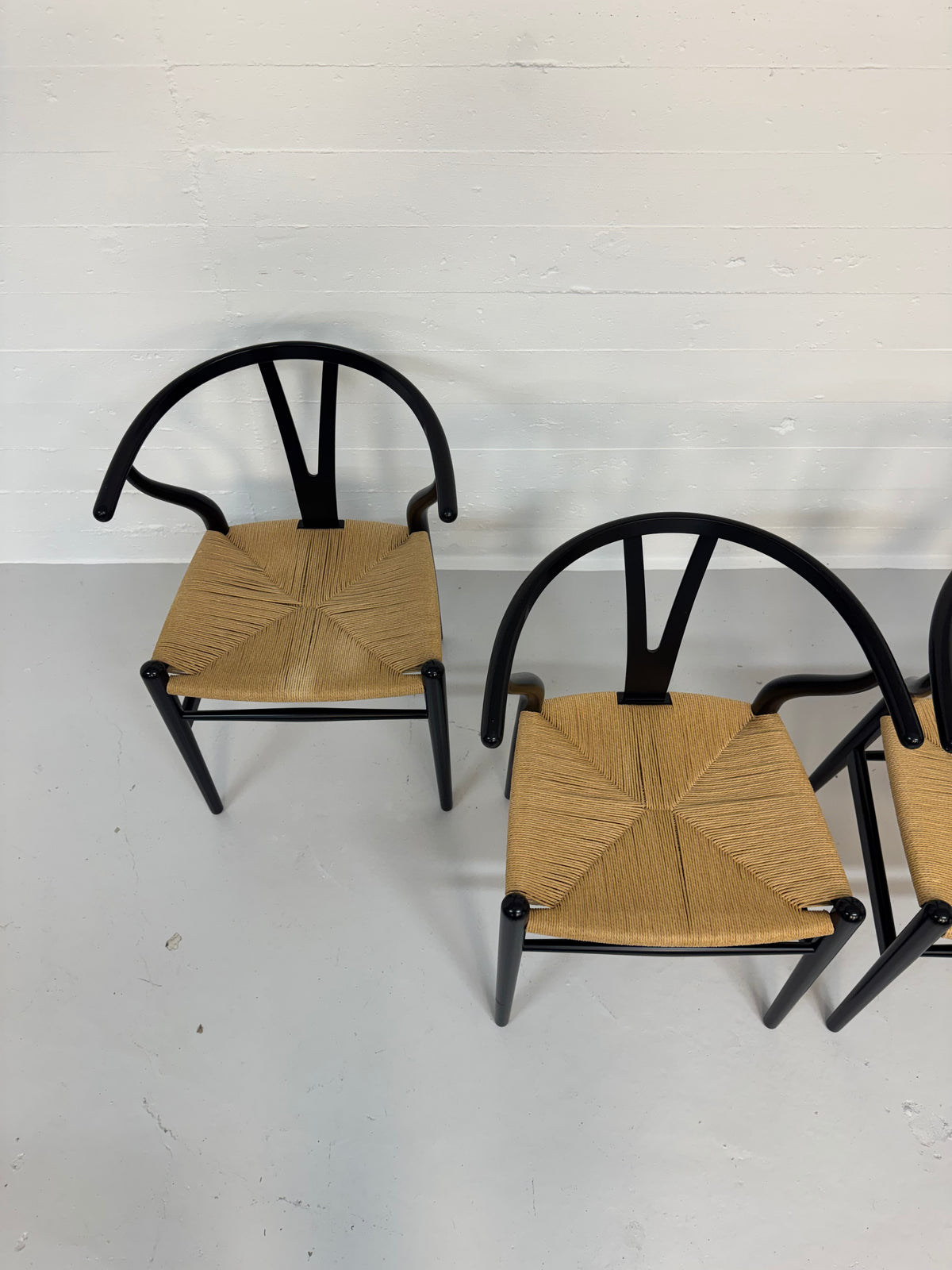 Hans J. Wegner ‘CH-24’ Carl Hansen & Søn.