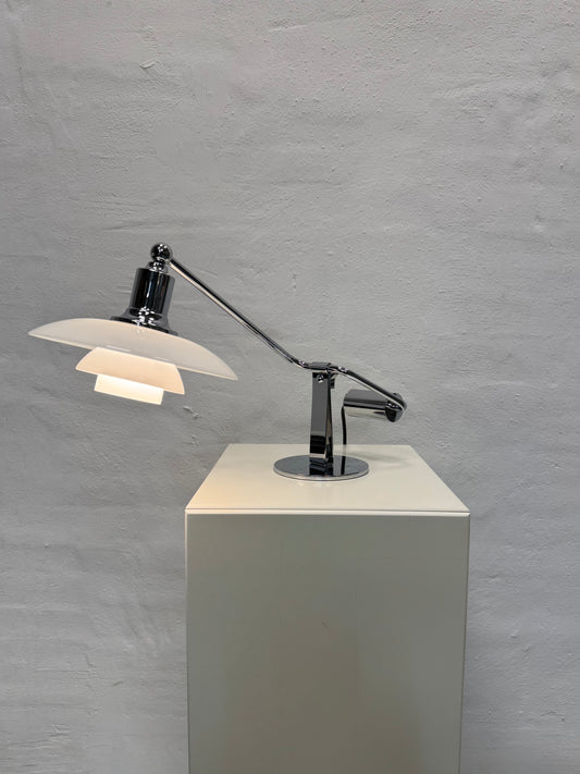Poul Henningsen, “klaverlampe” Louis Poulsen.