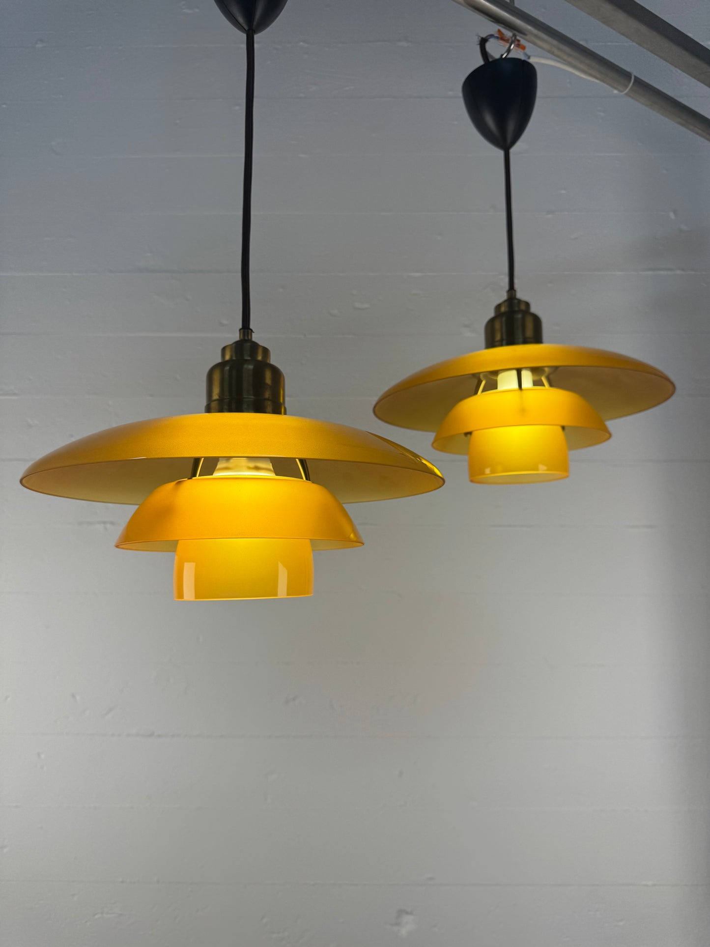 Poul Henningsen ‘PH 3½-3’ Louis Poulsen.