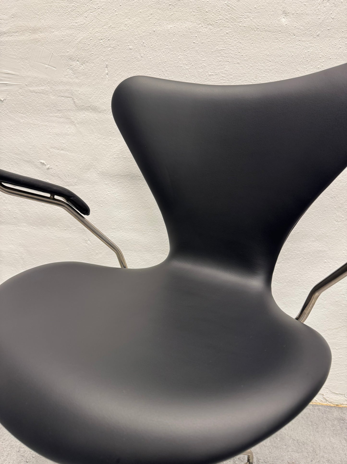 Arne Jacobsen ‘Syveren/3217’ Fritz Hansen.