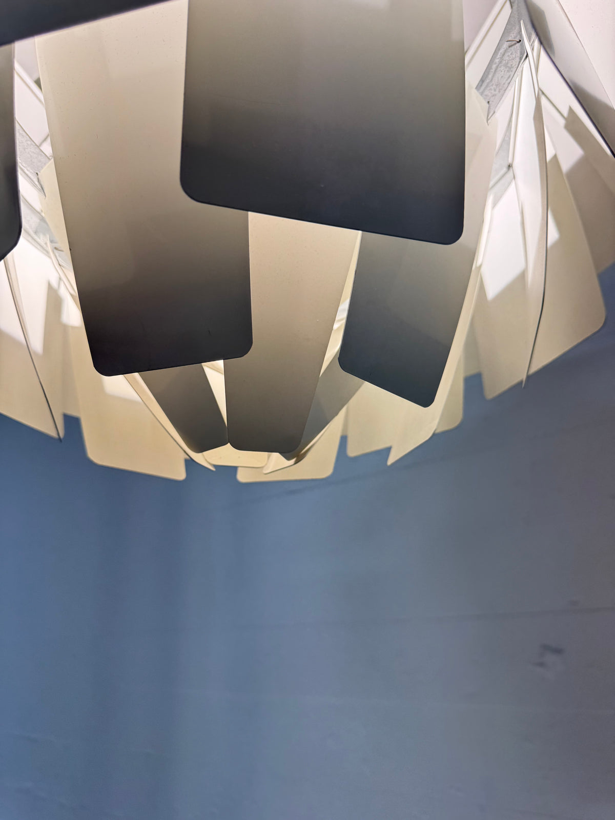 Ø72cm, Poul Henningsen ‘Koglen’ Louis Poulsen.