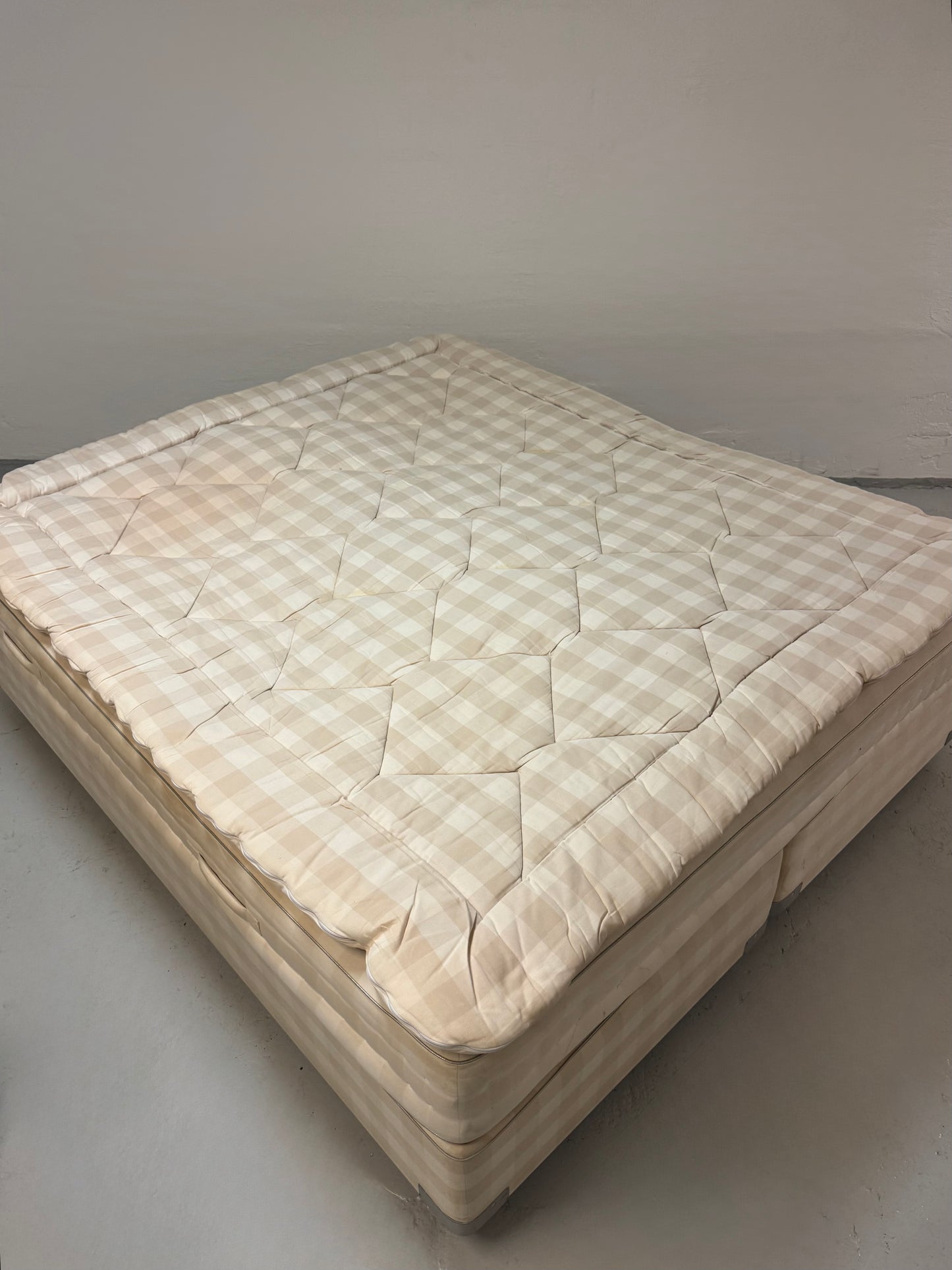 Hästens 2000T dobbeltseng – 180x210 cm