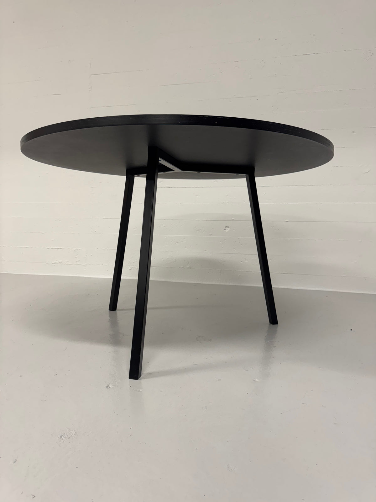 Leif Jørgensen ‘Loop Stand’ HAY.