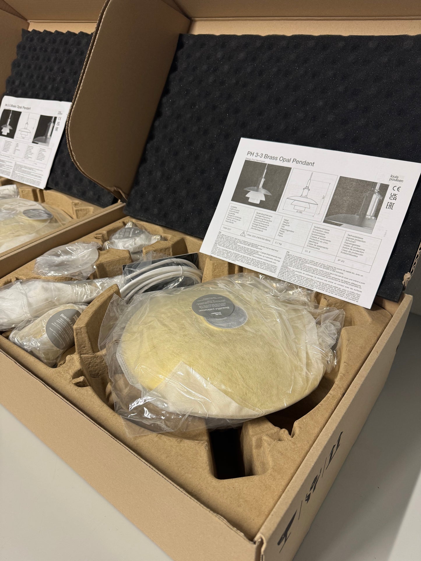 Spritnye, Poul Henningsen, “PH 3/3” Limitid Edition Louis Poulsen.