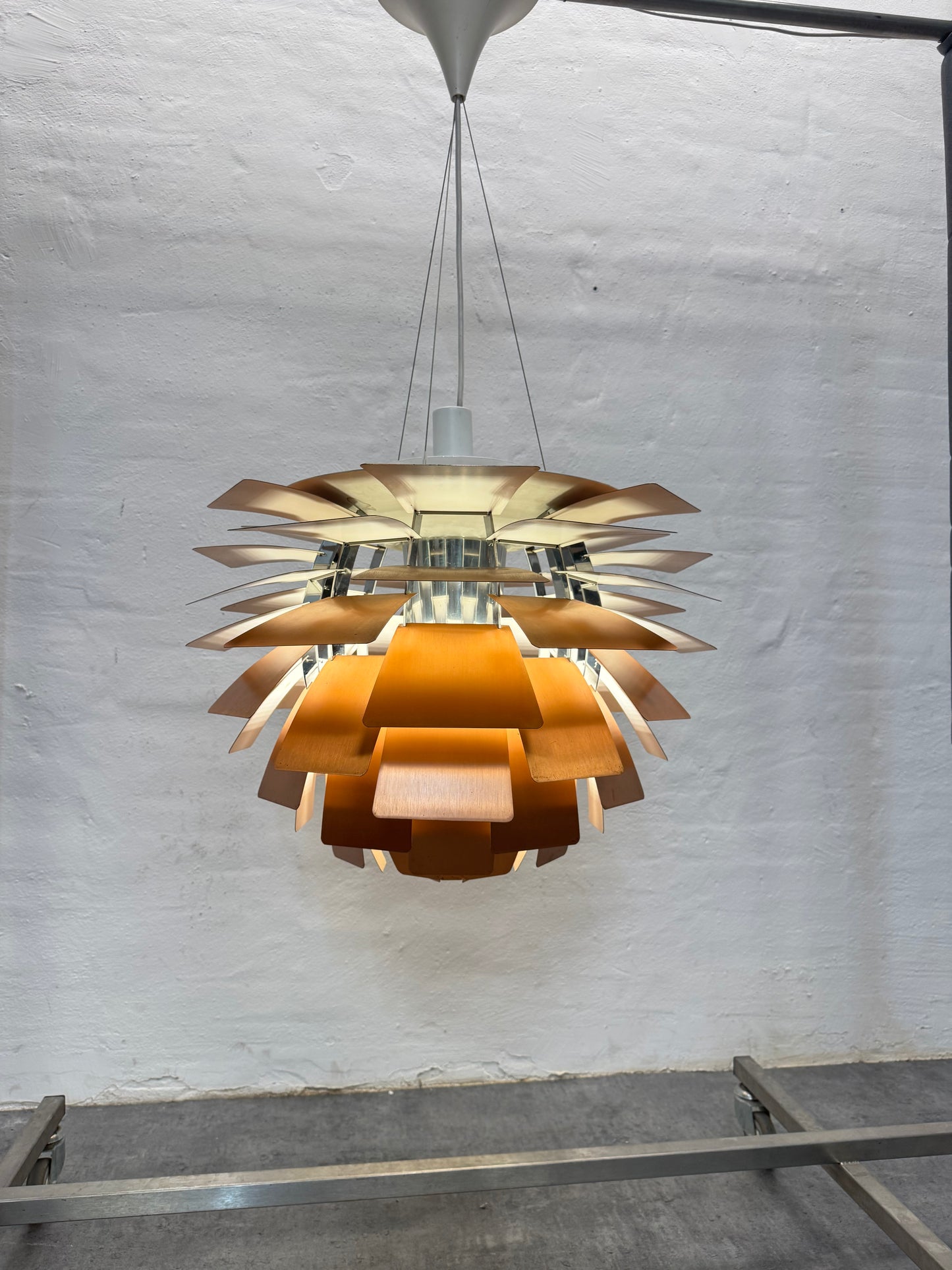 Poul Henningsen “Koglen” Louis Poulsen – Ø60 cm i kobber.