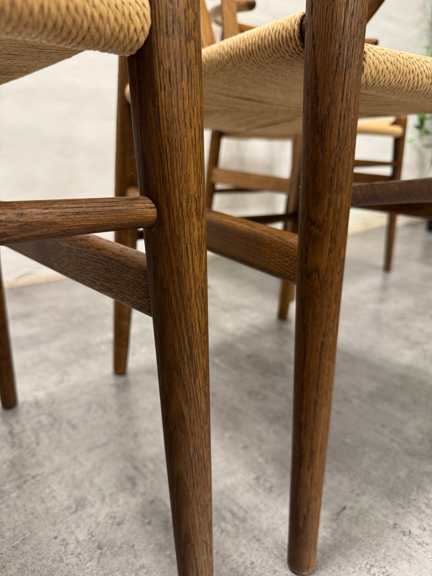 Hans J. Wegner ‘CH24/Y-stolen’ Carl Hansen & Søn.