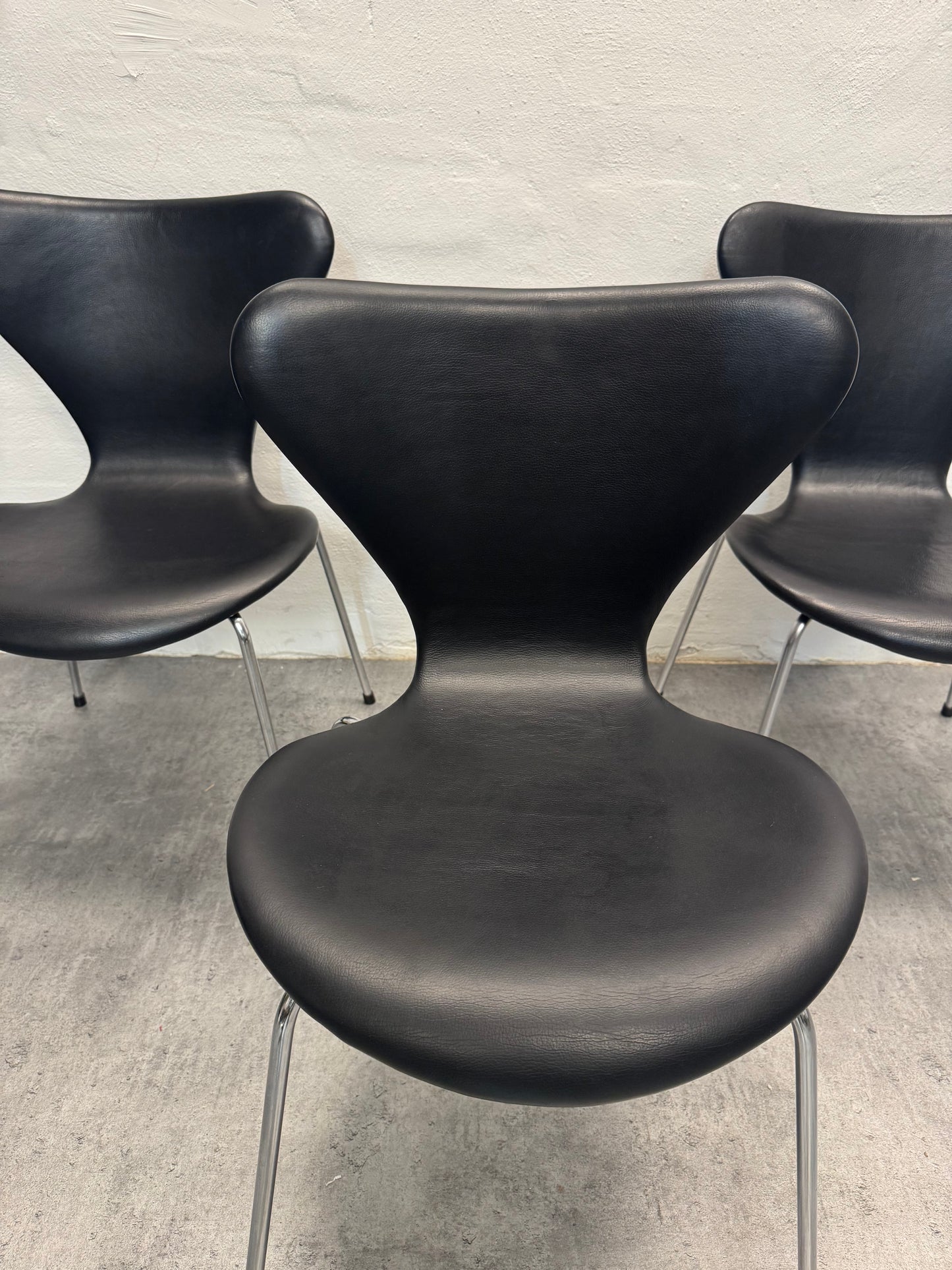 Arne Jacobsen ‘Syveren/3107’ Fritz Hansen.