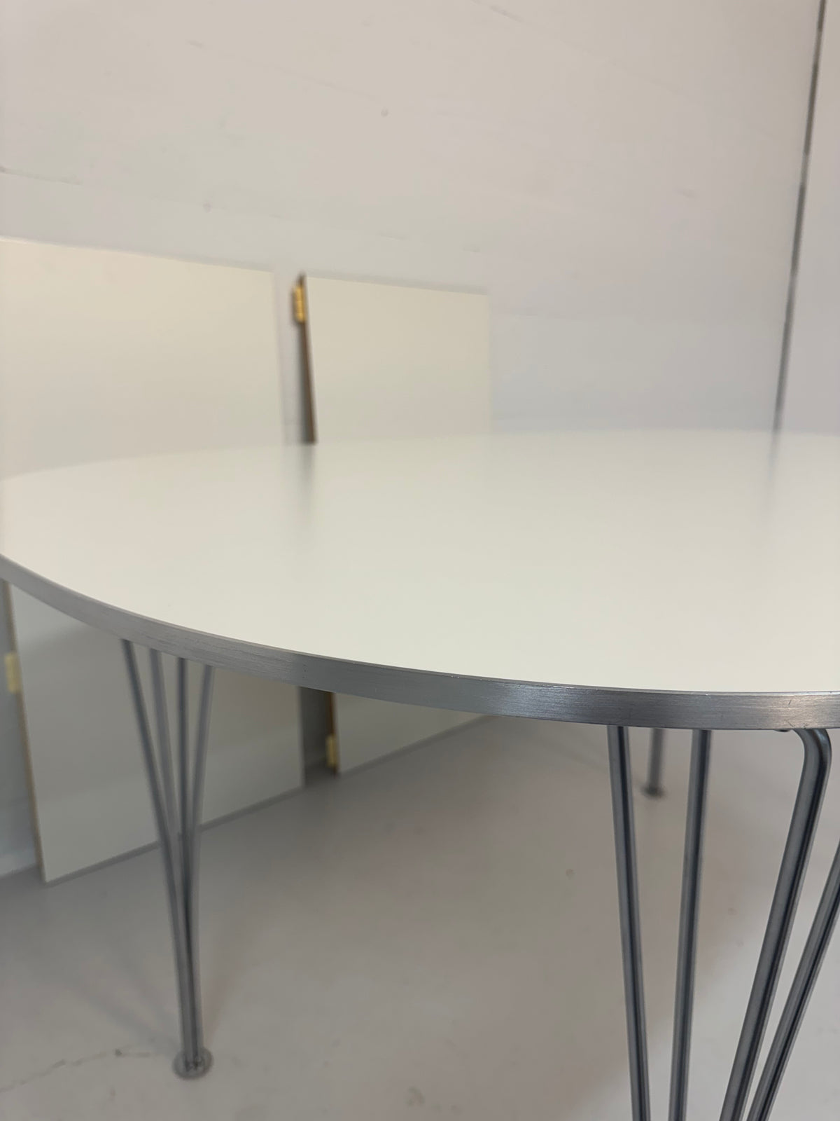 Piet Hein ‘Superellipse’ Fritz Hansen.
