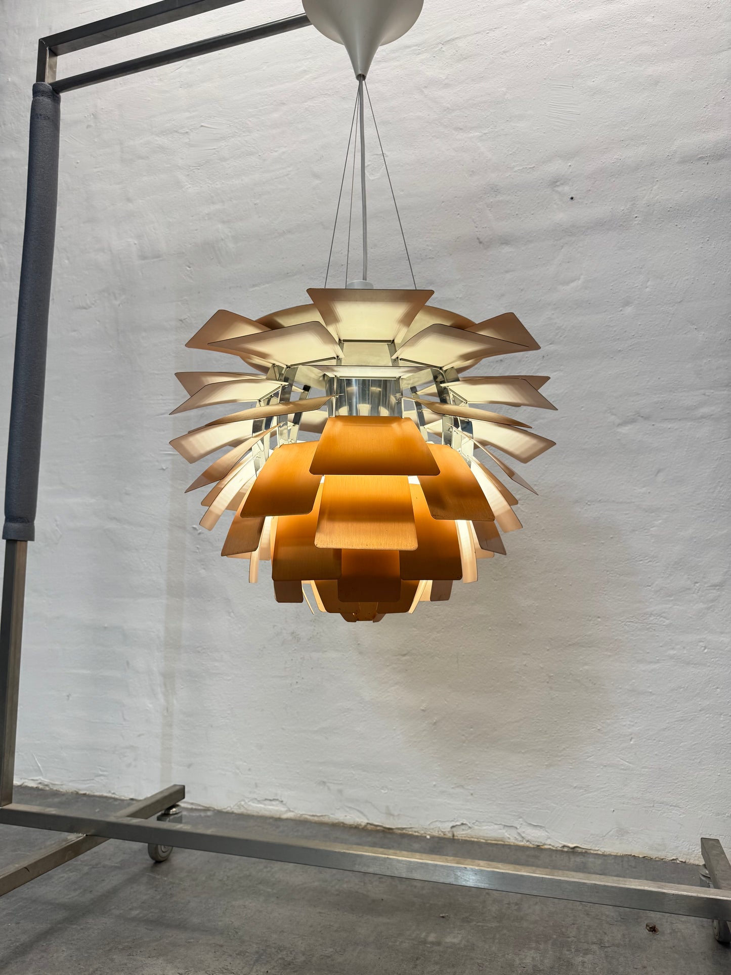 Poul Henningsen “Koglen” Louis Poulsen – Ø60 cm i kobber.