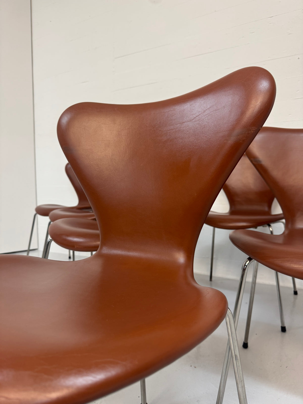 Arne Jacobsen ‘3107’ Fritz Hansen.