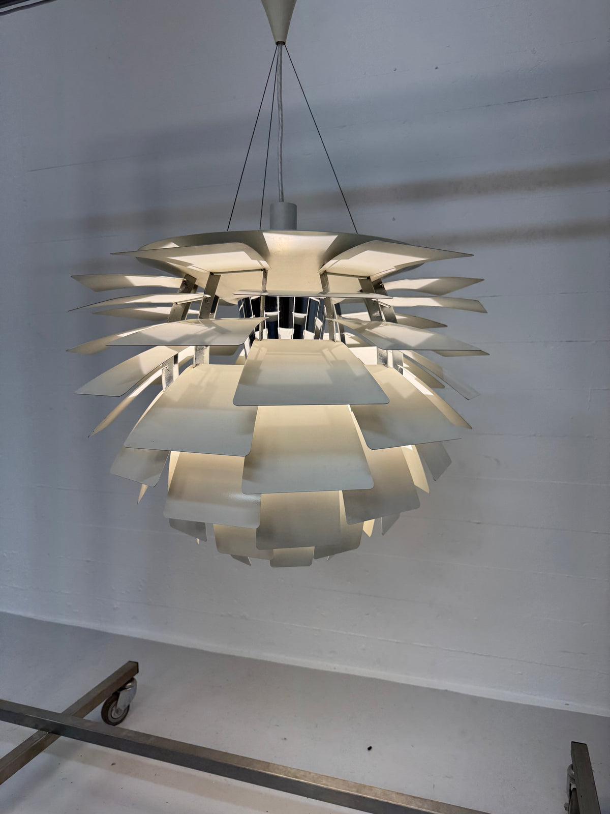 Ø72cm, Poul Henningsen ‘Koglen’ Louis Poulsen.