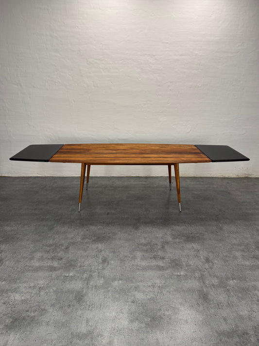 Point Table ‘GM 9920’ Nissen & Gehl, Naver Collection
