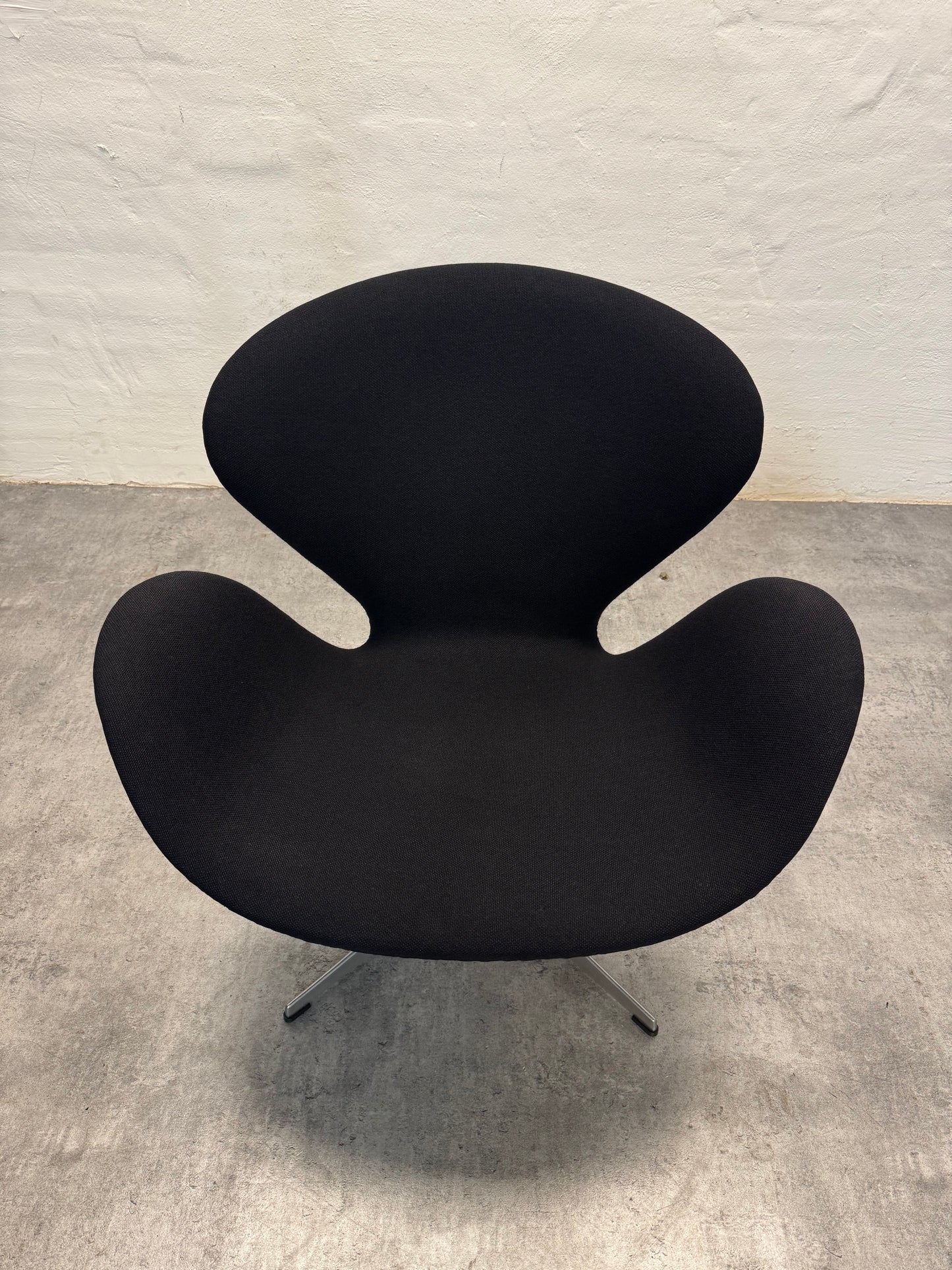 Arne Jacobsen ‘Svanen’ Fritz Hansen.