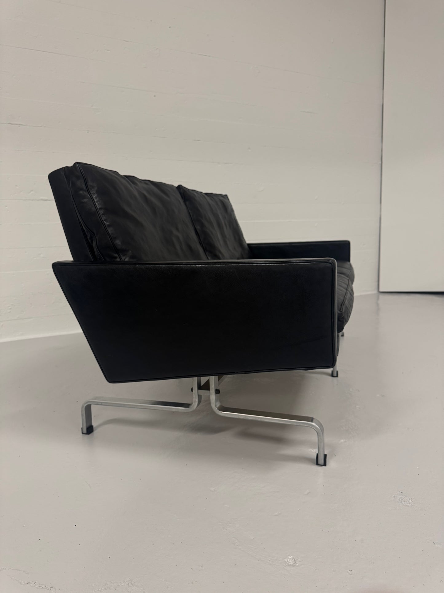 Poul Kjærholm ‘PK-31/2’ E. Kold Christensen.