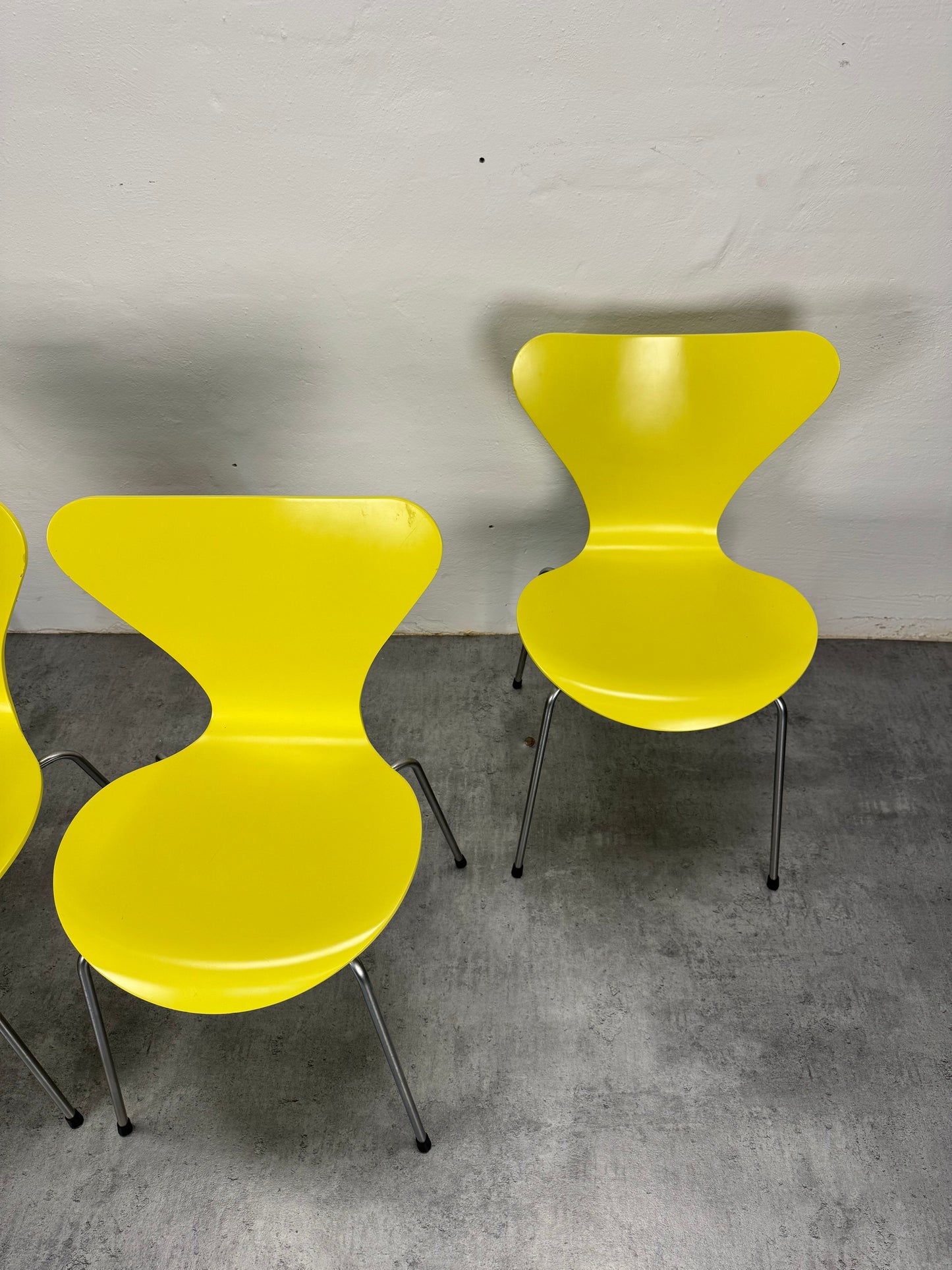 Arne Jacobsen ‘Syveren/3107’ Fritz Hansen.