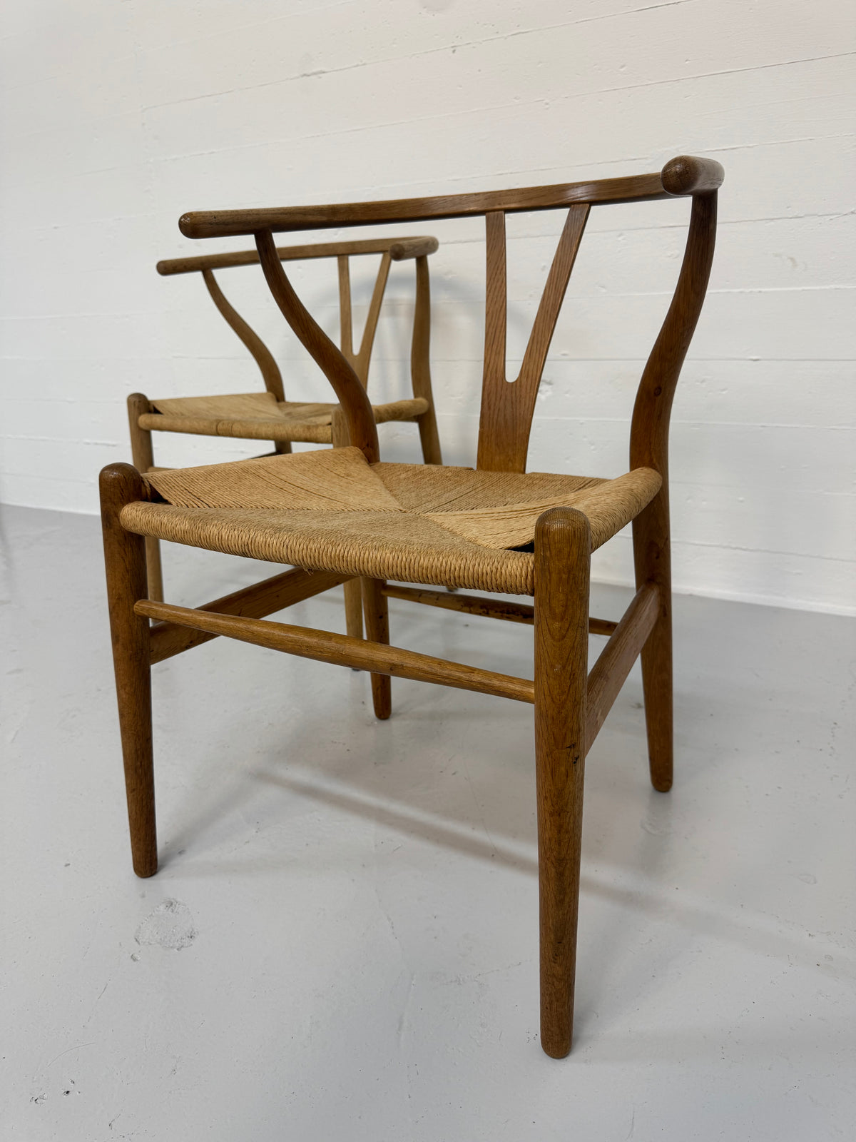 Hans J. Wegner ‘CH-24’ Carl Hansen & Søn.