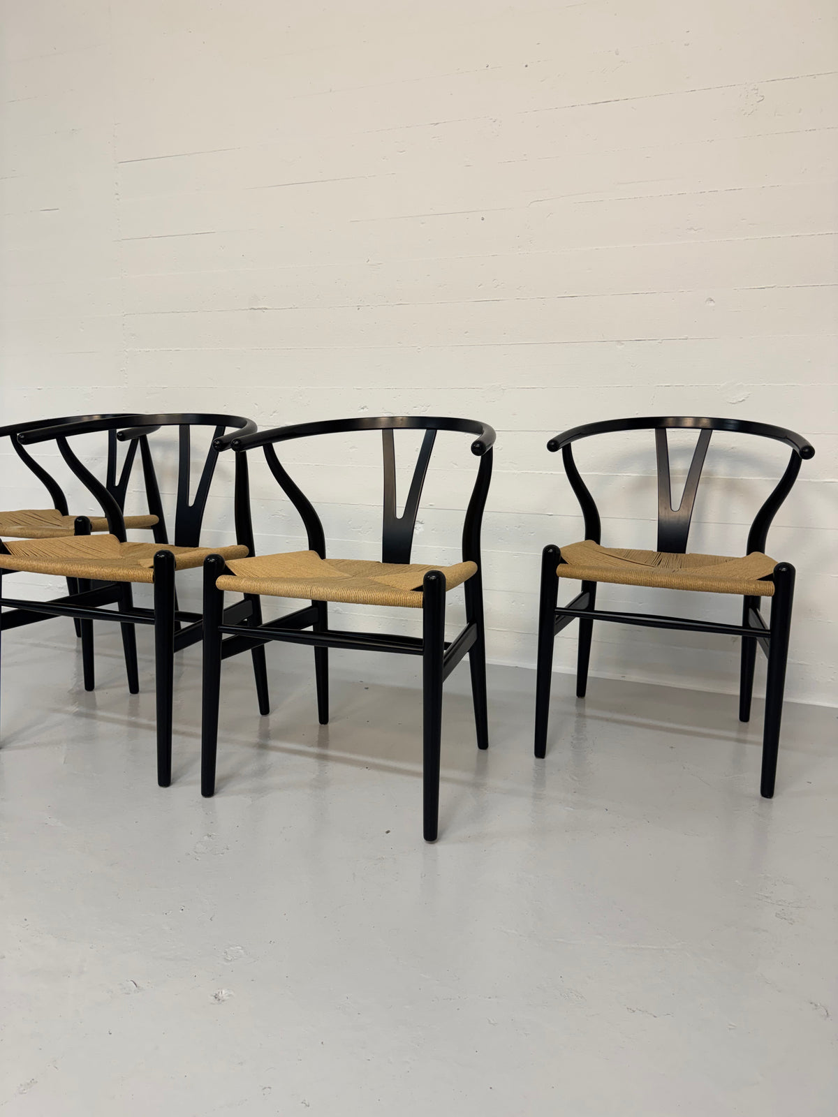 Hans J. Wegner ‘CH-24’ Carl Hansen & Søn.