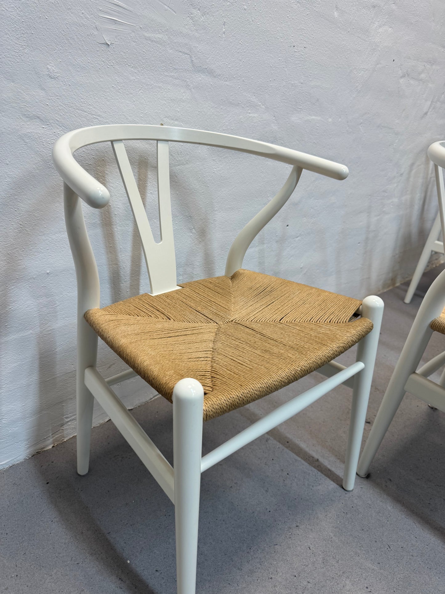 Hans J. Wegner ‘CH24’ ‘Y-stolen’ fremstillet hos Carl Hansen & Søn.