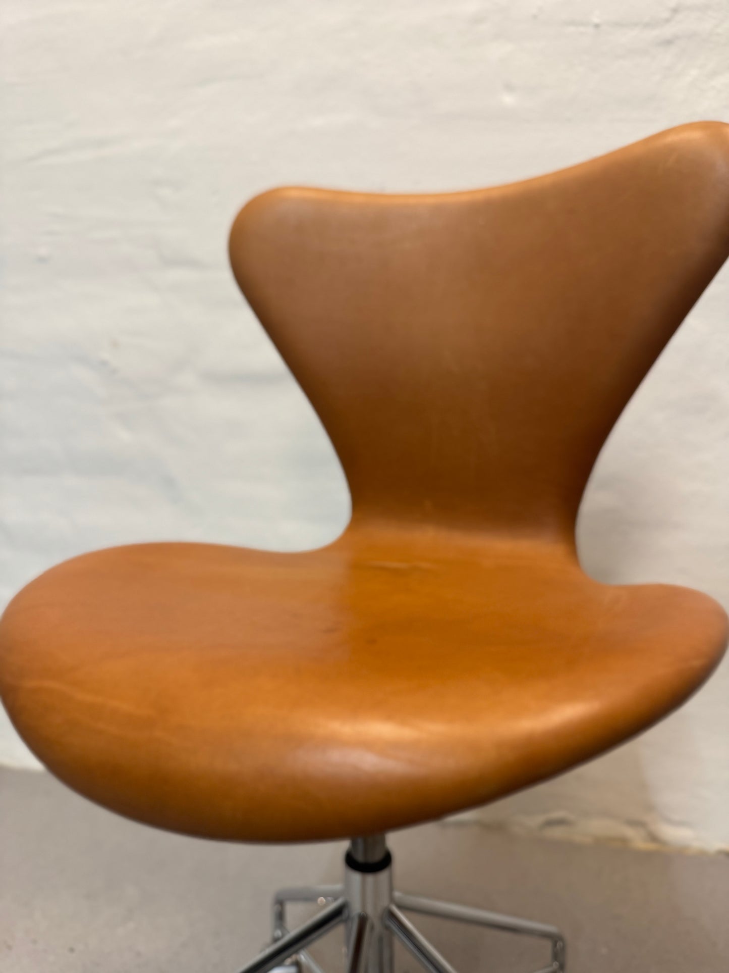 Arne Jacobsen ‘Syveren/3117’ Fritz Hansen.