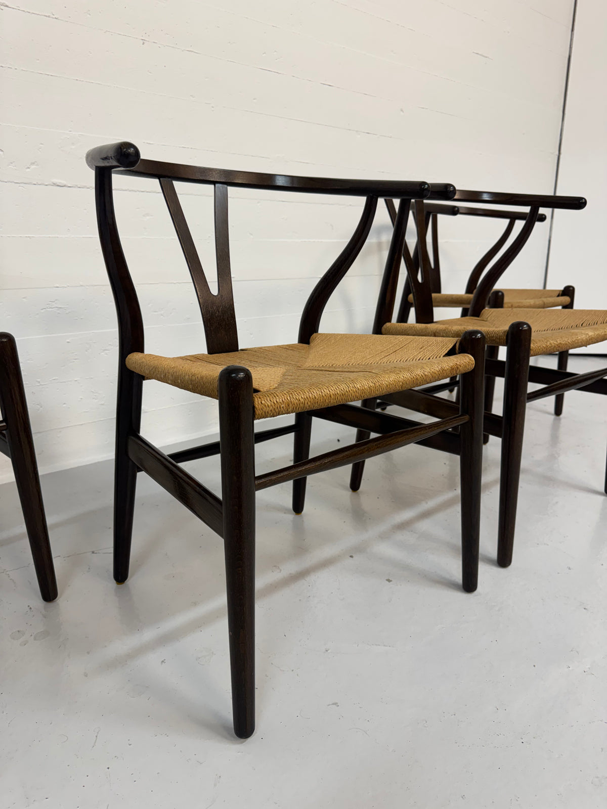 Hans J. Wegner ‘CH-24’ Carl Hansen & Søn.