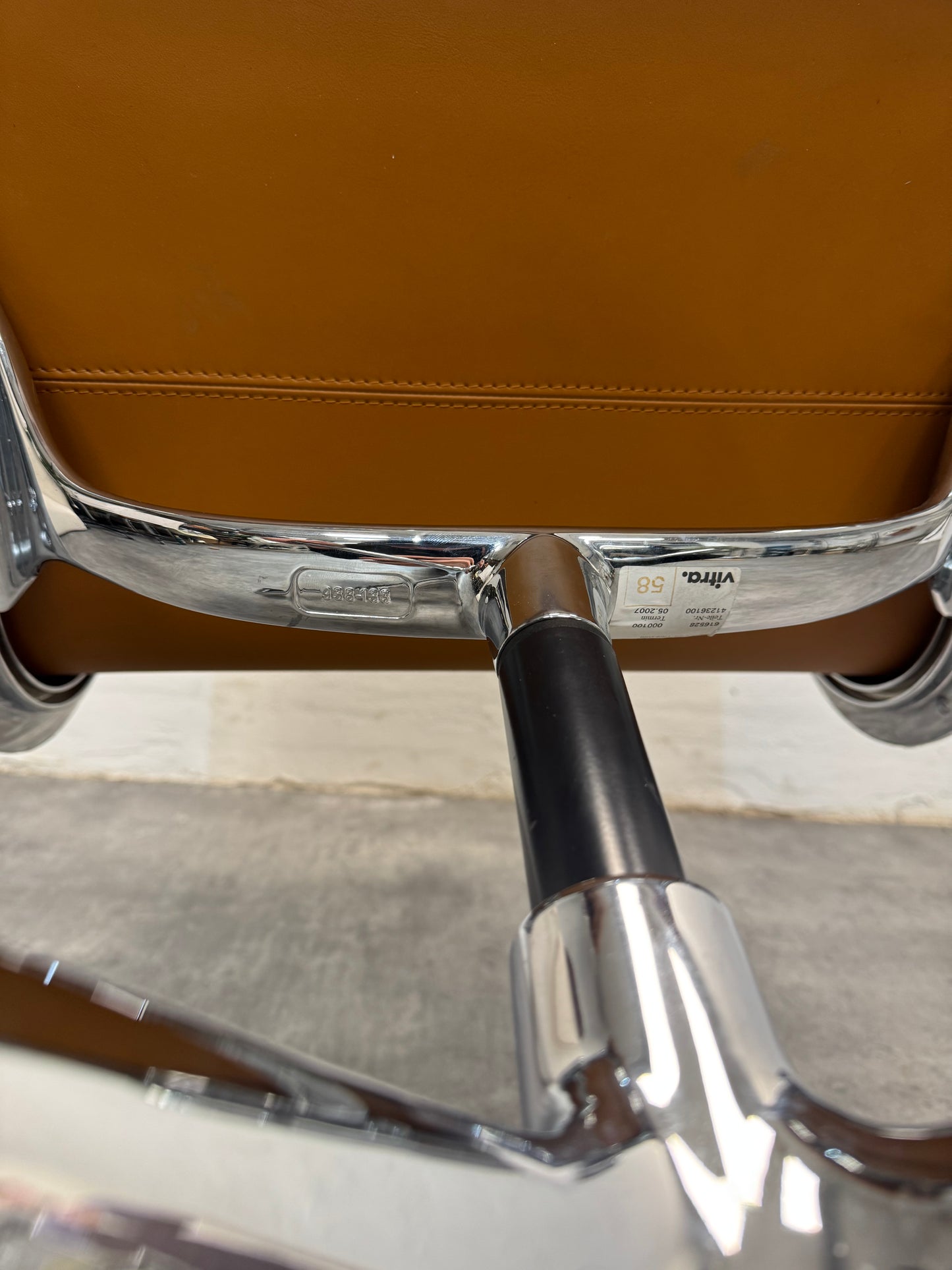 Charles Eames ‘EA-208’ softpad kontorstol.