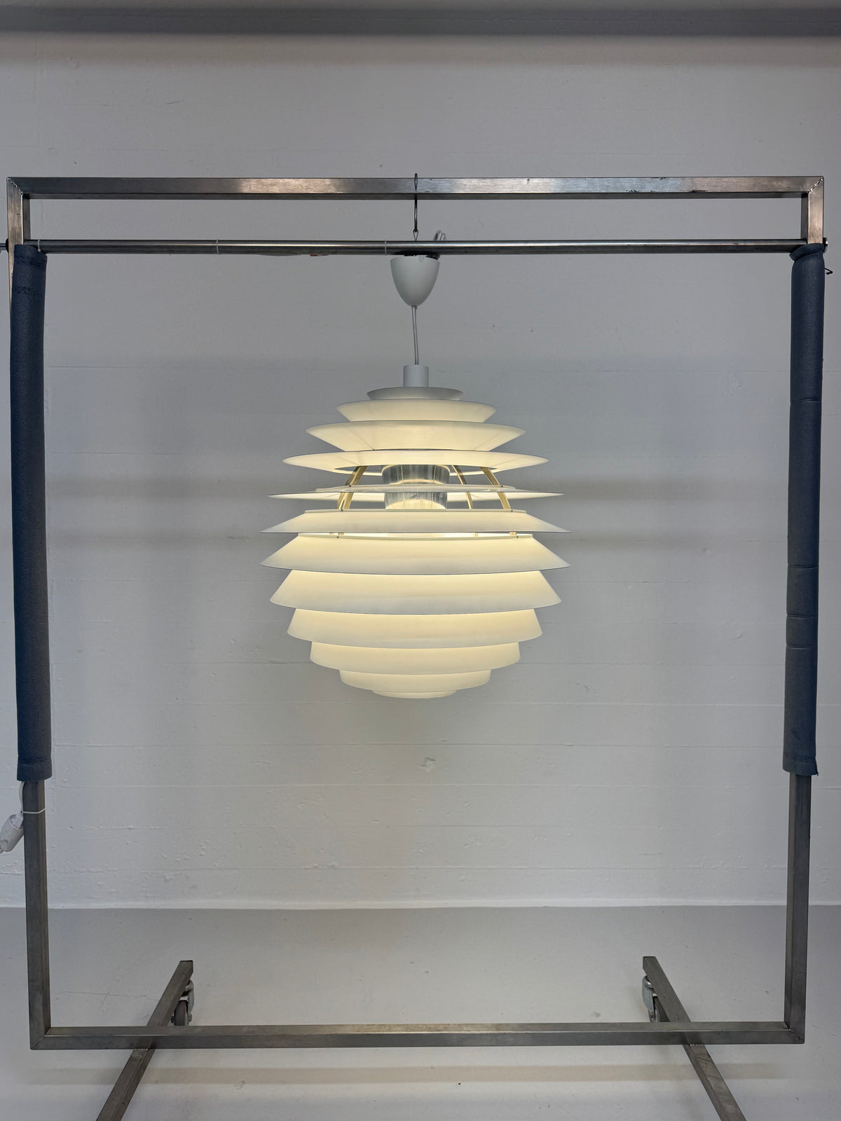 Poul Henningsen ‘Louvre’ Louis Poulsen.