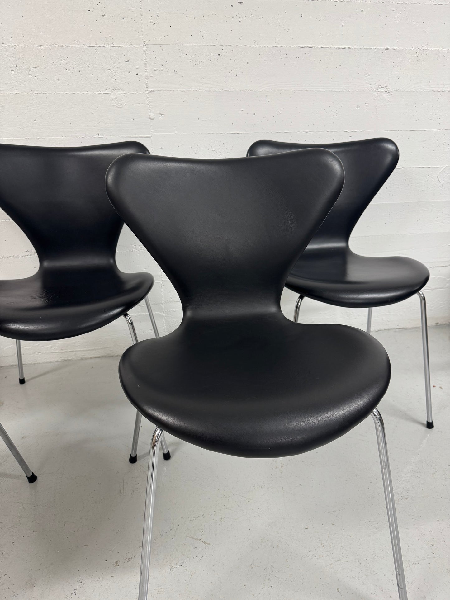 Arne Jacobsen ‘Syveren/3107’ Fritz Hansen.