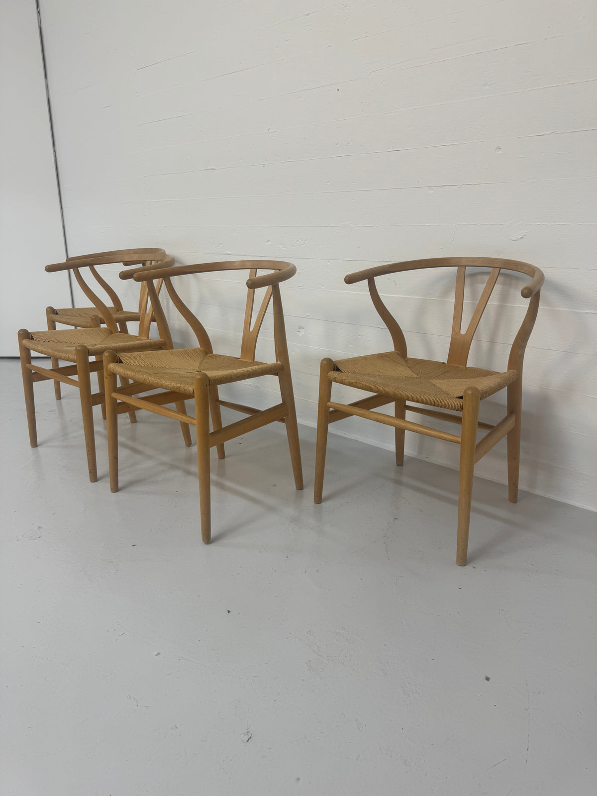 Hans J. Wegner ‘CH-24’ Carl Hansen & Søn.
