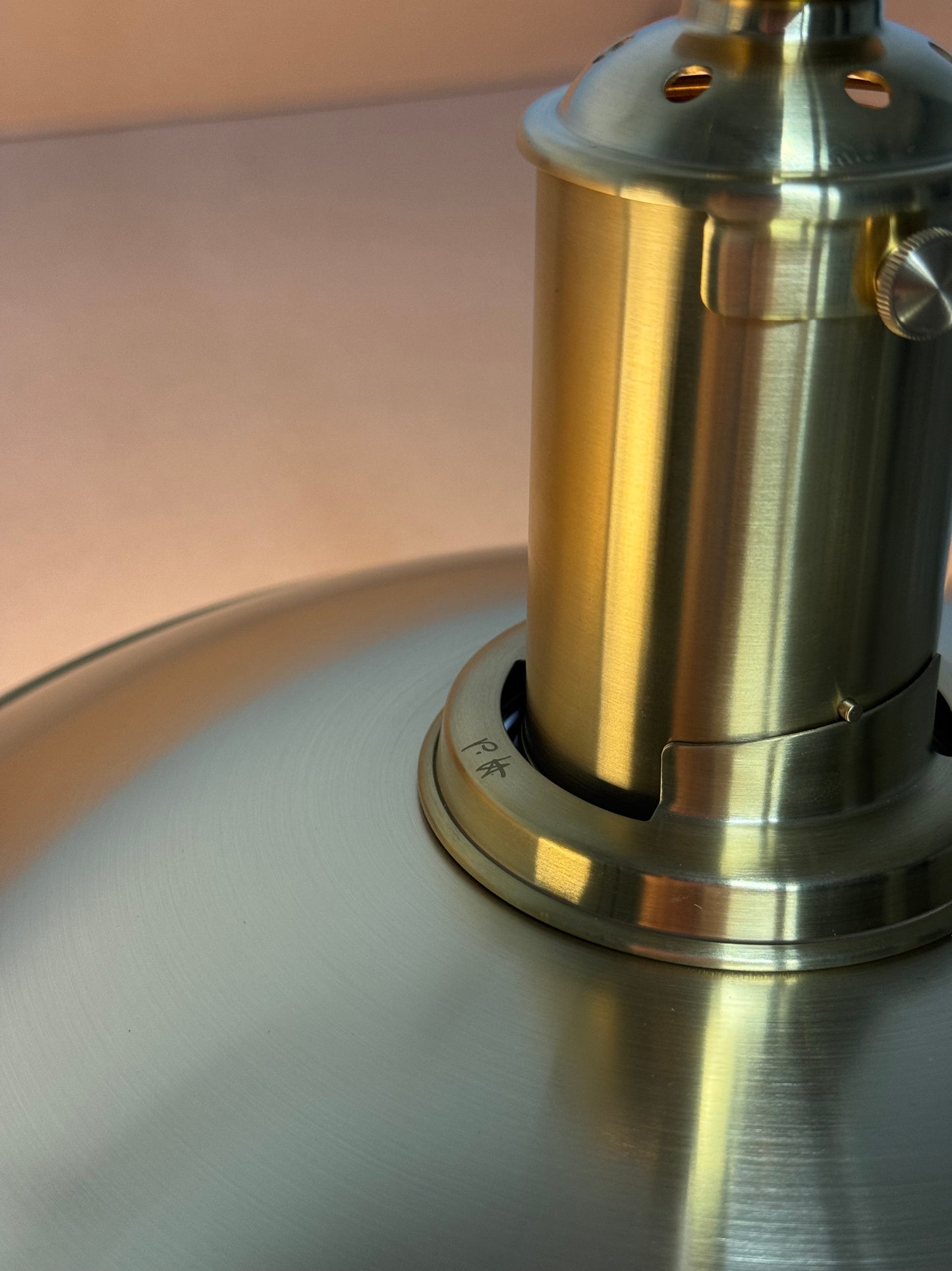 Spritnye, Poul Henningsen, “PH 3/3” Limitid Edition Louis Poulsen.