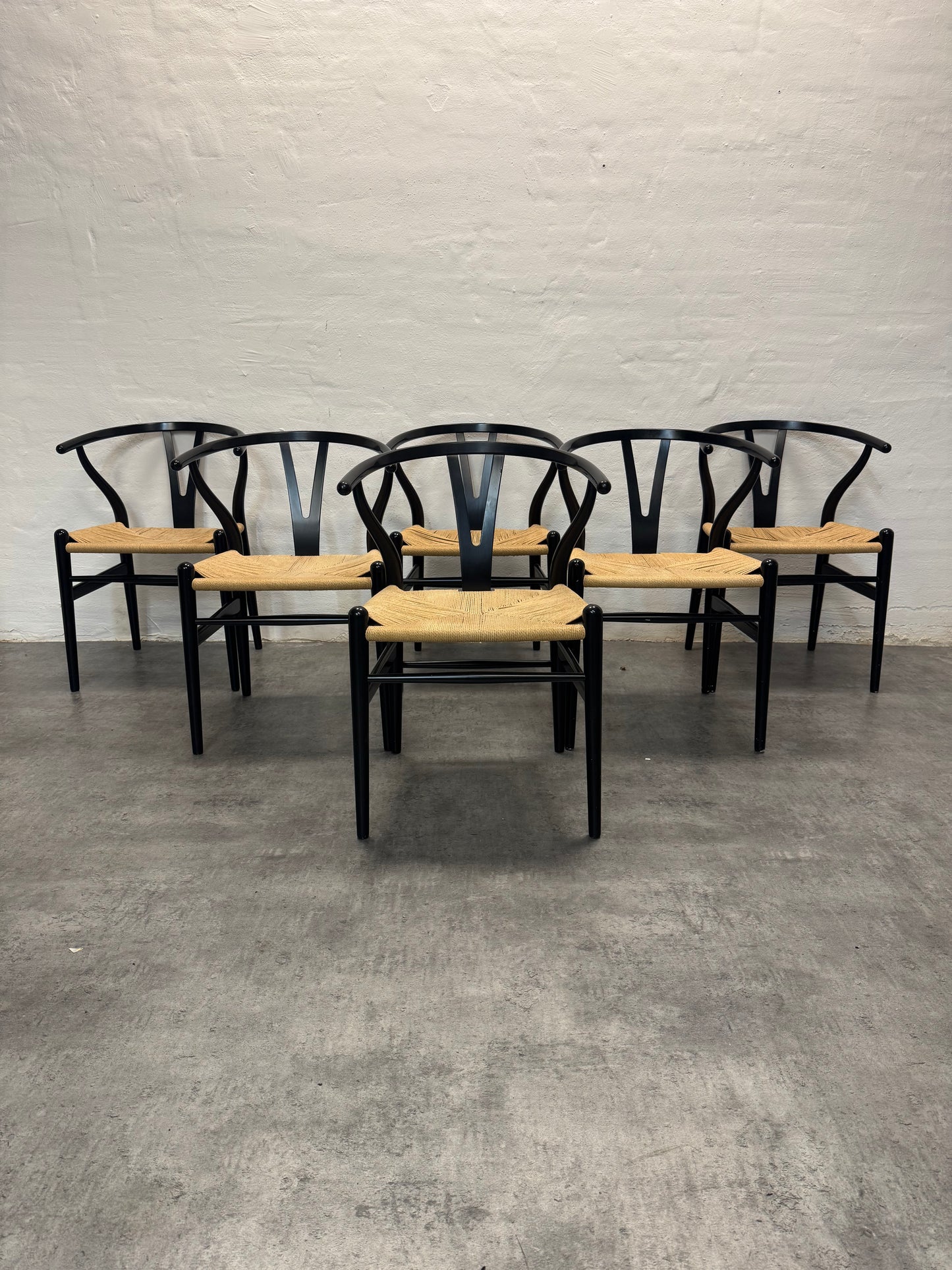 Hans J. Wegner ‘CH-24’ Carl Hansen & Søn.