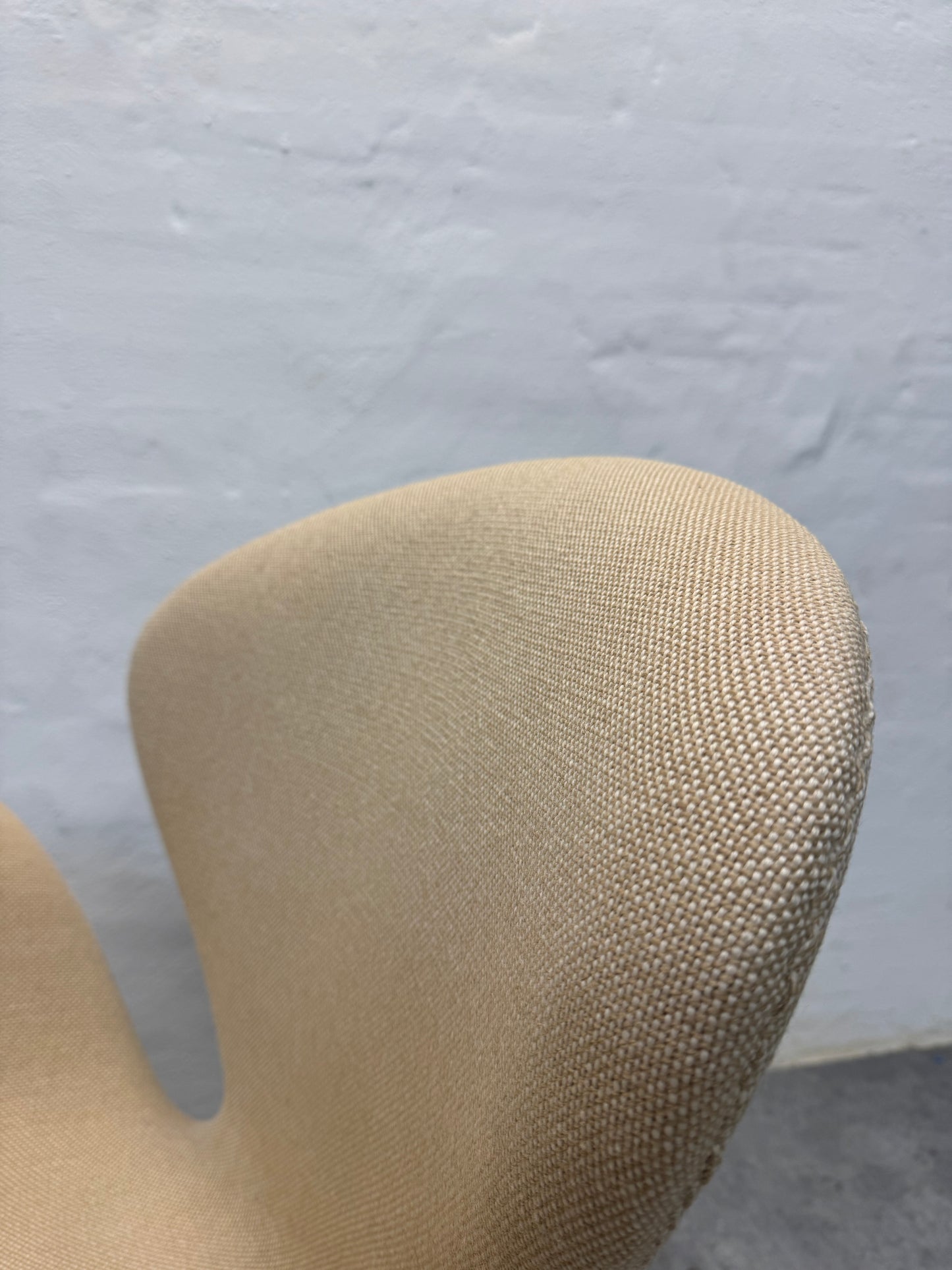 Arne Jacobsen ‘Svanen’ Fritz Hansen, original polstring.